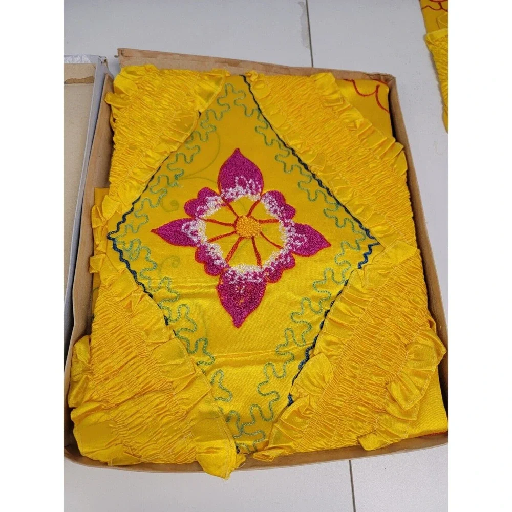Vintage 1940's Japanese Japan Yellow Floral Silk bed spread and pillow shams NEW